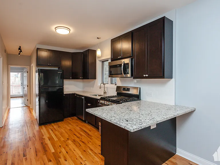 1510 N Elk Grove Ave #2 — Photo 9