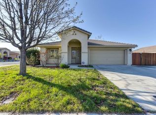 9032 Pebble Field Way, Sacramento, CA
