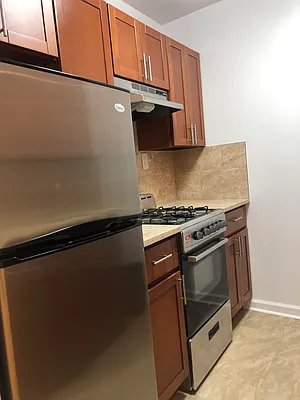 Rented by Awaye Realty Management LLC | media 23