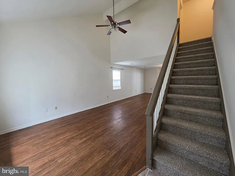 9 Gristmill Dr — Photo 26