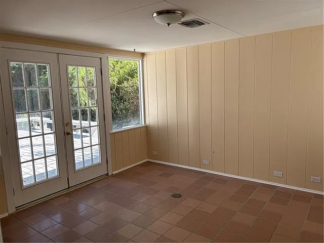 722 S Harrison St — Photo 23
