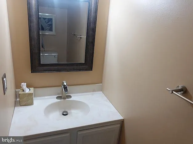 5 Christopher Rd — Photo 16