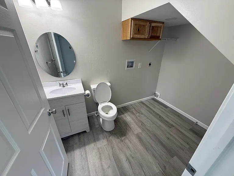 252 Front Ave SE #252 — Photo 3