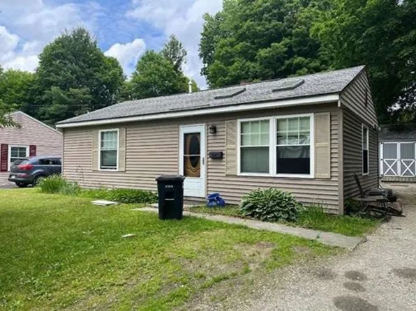 65 Cecelia Ter, Pittsfield, MA 01201