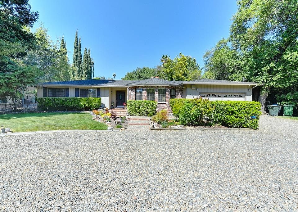 1st image of 9929 Valley Pines Dr