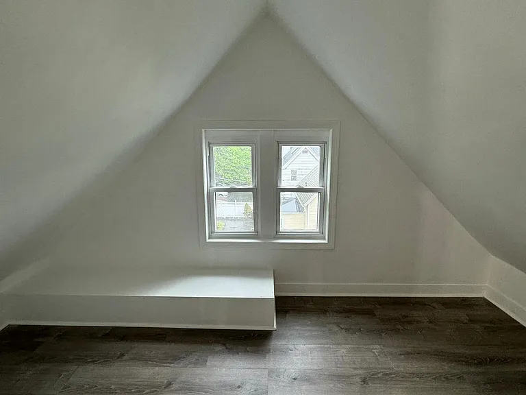 323 N Main St — Photo 21
