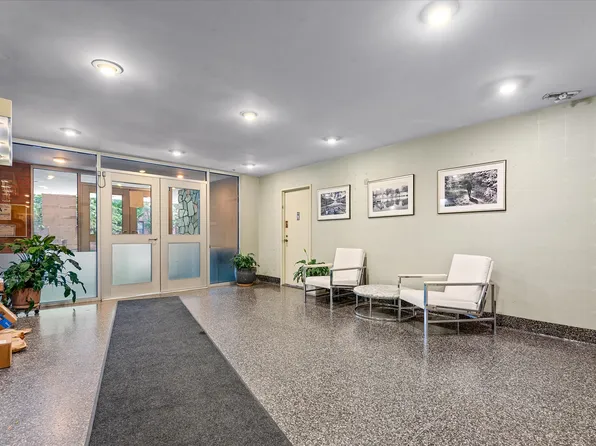 579 West 215th Street image 21 of 29