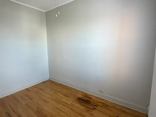 212 Plainfield Avenue image 10 of 14