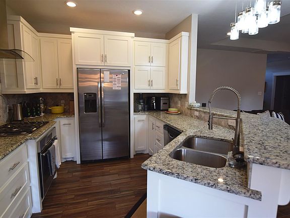 4th image of 1213 NE Baybrook Dr
