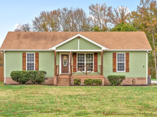 215 Woods Rd, Portland, TN 37148