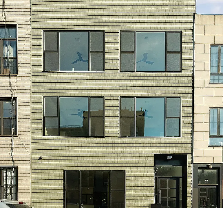 12 Locust St #1