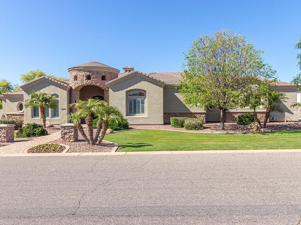 1st image of 2120 E Coconino Dr