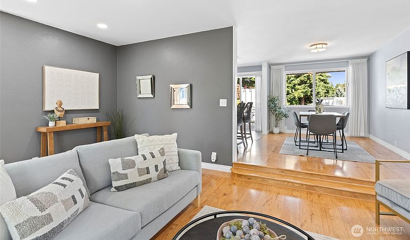 5th image of 26432 Somerset Lane