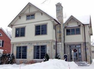 576 Sunset Rd, Winnetka, IL 60093