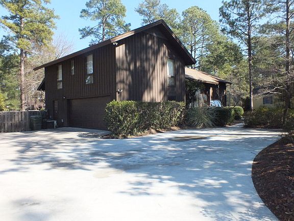 2nd image of 104 Cherry Hills Dr