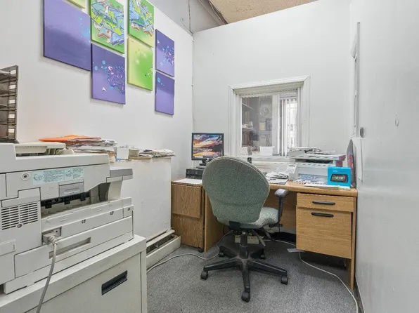 311 42nd Street image 14 of 17