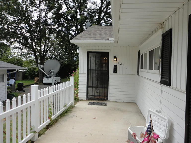 983 Kramer Ave #983 — Photo 10