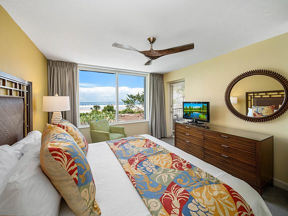 5th image of 6620 Estero Blvd #206