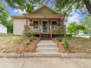 801 S East St, Bloomington, IL 61701