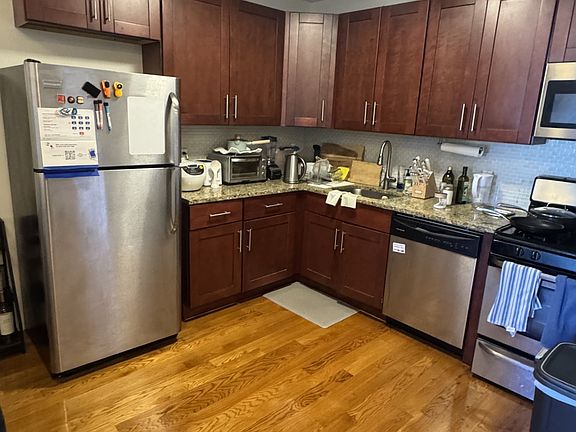 5th image of 244 Union Ave APT 3A