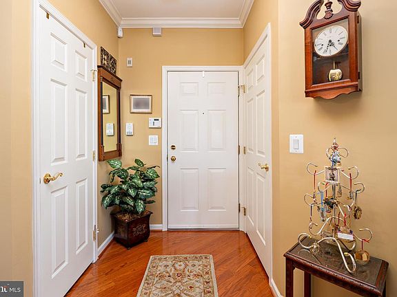 3rd image of 8115 Yellow Pine Dr Unit L