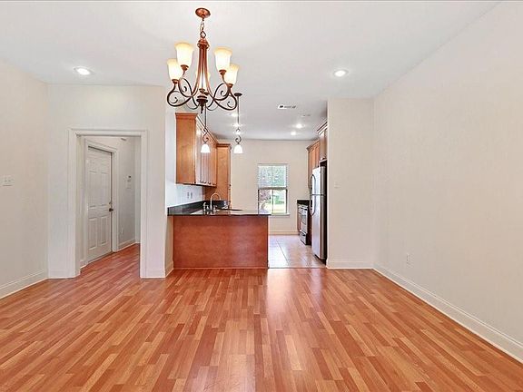 3rd image of 113 Mirabeau Pl