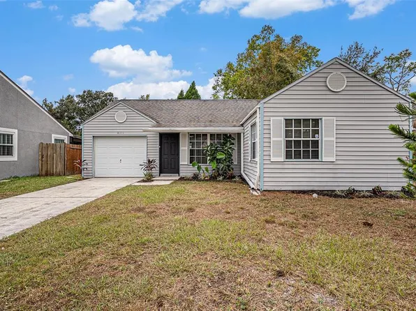 8214 Riverboat Dr, Tampa, FL 33637