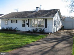 220 Chelsea Rd, Fairless Hills, PA 19030