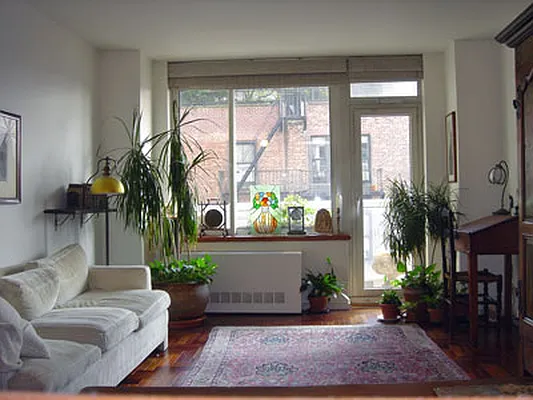 Rented by Boulevard Residentials | media 10