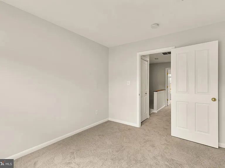 1227 V St NW — Photo 34