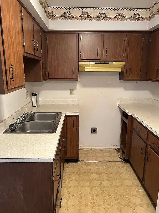 2 bed, 1.5 bath, 950 sqft, $1,500 — Photo 2