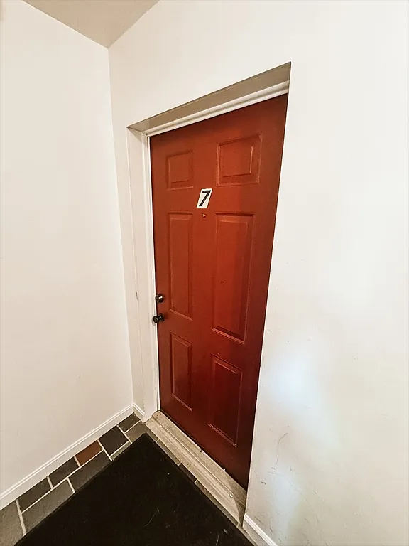 1 bed, 1.0 bath, 840 sqft, $1,750 — Photo 4