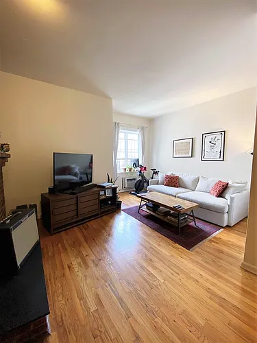 51 W 84th St #10 Photo 1