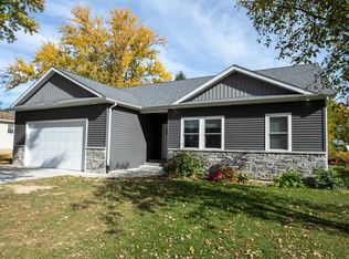 606 N Thayer St, Bourbon, IN 46504