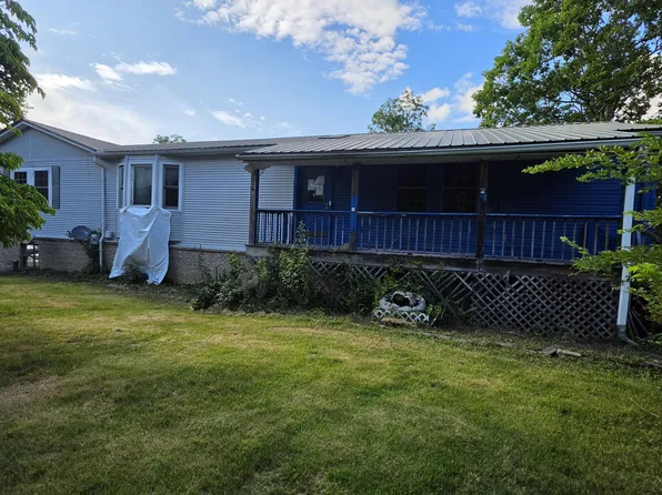 923 Modac Dr, Crossville, TN 38572