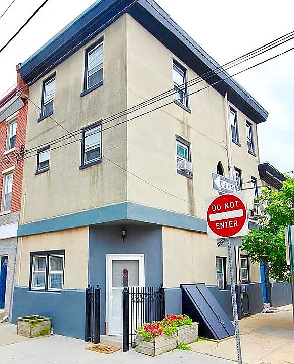 1st image of 2400 E Dauphin St #A