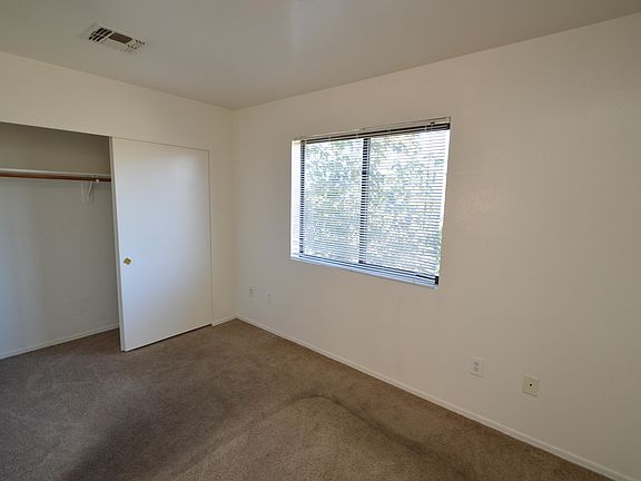 5th image of 4327 E Bellevue St Unit 2105