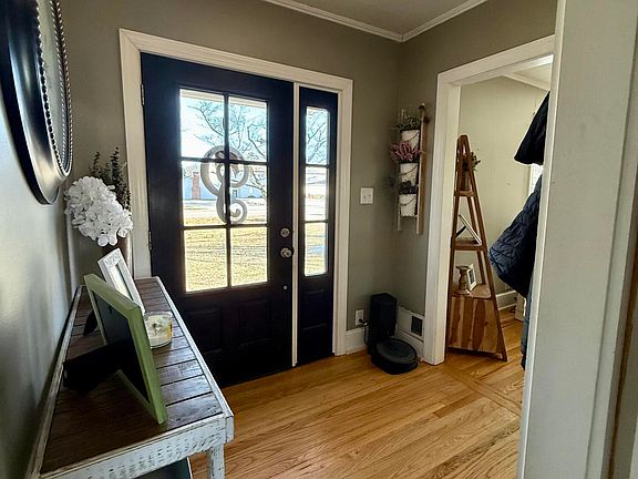 4th image of 1689 Amelia Church Rd