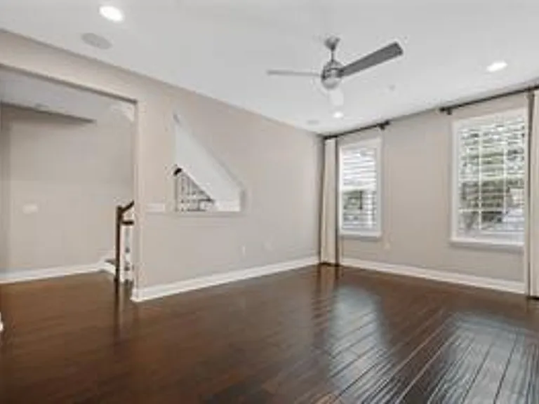 2054 Brink Aly — Photo 15