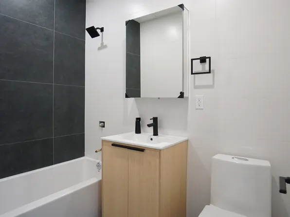 1620 Prospect Place image 3 of 15