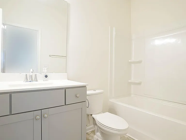1041 Salt Glaze Ln — Photo 6
