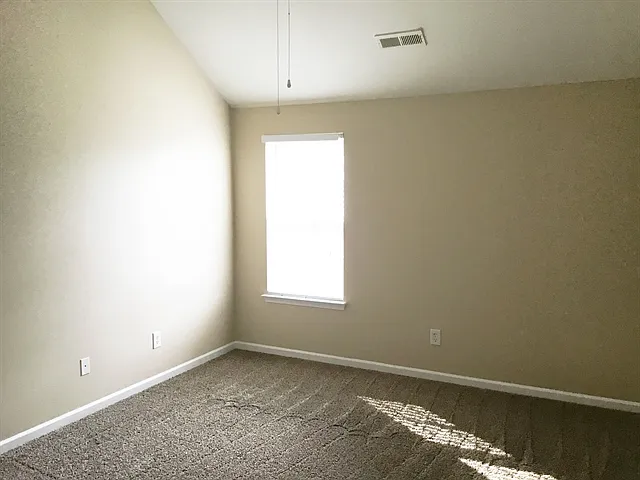 1635 Swan Dr — Photo 18