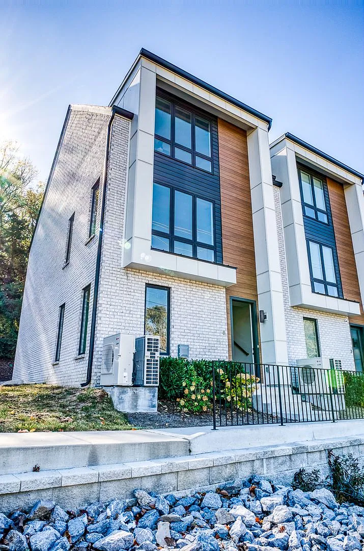 3746 Central Pike, Unit 8, Hermitage, TN 37076 — Photo 2
