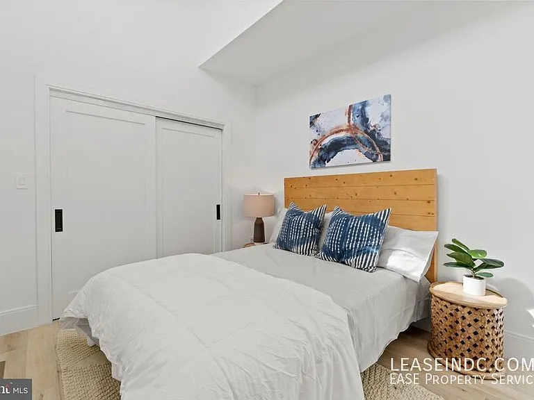 3524 Park Pl NW #2 — Photo 21