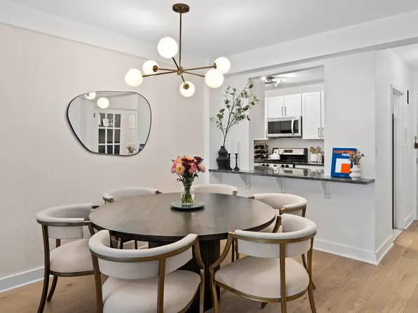 40 East 9th Street image 6 of 16