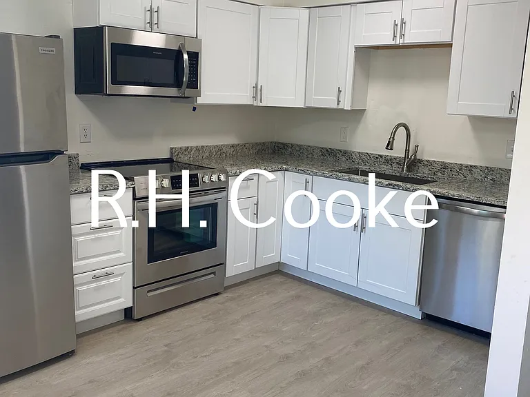 6621-23 N Lee St #6621 — Photo 8