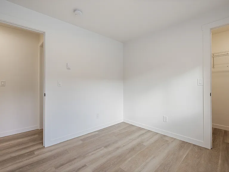 2140 SW Holden St #B3 — Photo 29
