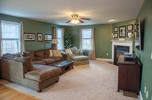 2nd image of 146 Gale Ave