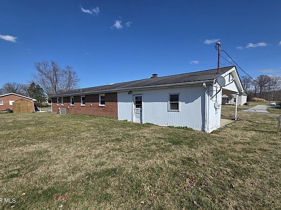 3rd image of 504 Matson Rd