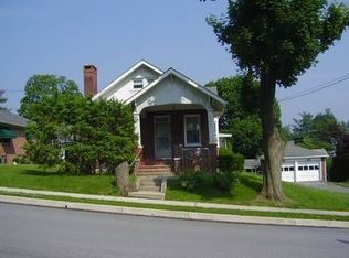 11 Sunnyside Ave, Waynesboro, PA 17268